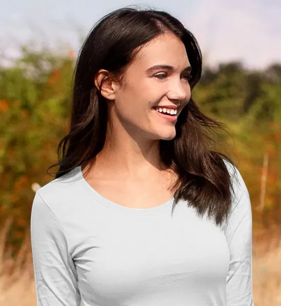 T-shirt da donna a maniche lunghe - Scollatura rotonda più profonda