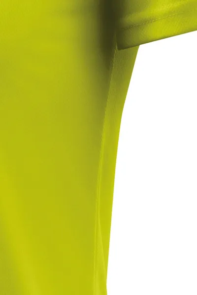 T-shirt con scollo asimmetrico - Tagliato con cuciture laterali