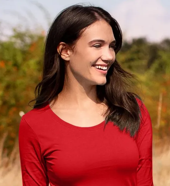 T-shirt da donna a maniche lunghe - Scollatura rotonda più profonda