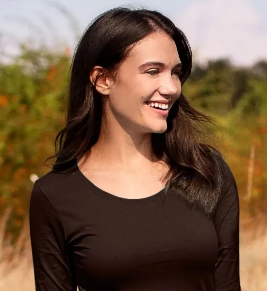 T-shirt da donna a maniche lunghe - Scollatura rotonda più profonda