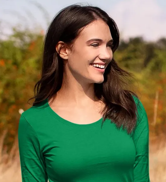 T-shirt da donna a maniche lunghe - Scollatura rotonda più profonda